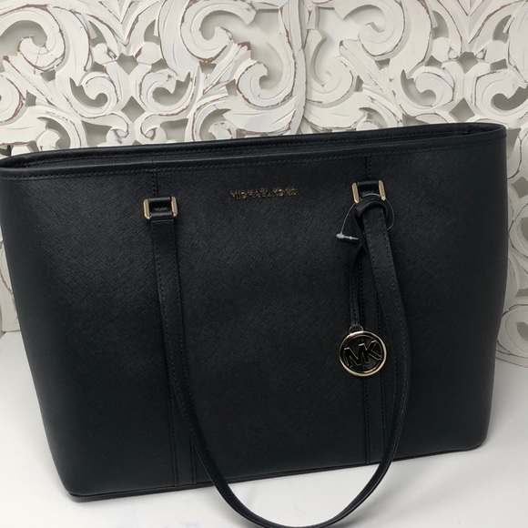 NWT Michael Kors large Sady laptop bag - Picture 8 of 8